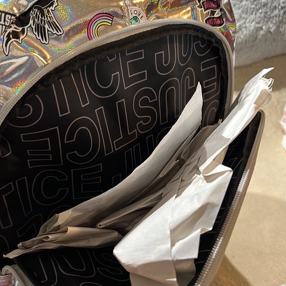 COPY -HP🎉Justice Girls Iridescent Print Bookbag/Backpack Detachable Wristlet … - Picture 6 of 11